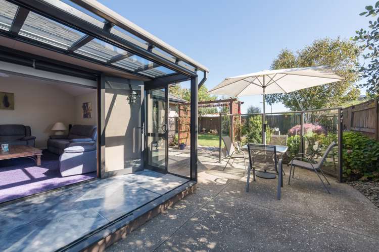 7 Covent Drive Stoke_16