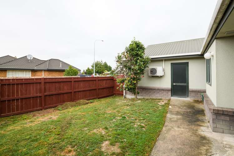 67 Amberley Avenue Highbury_23