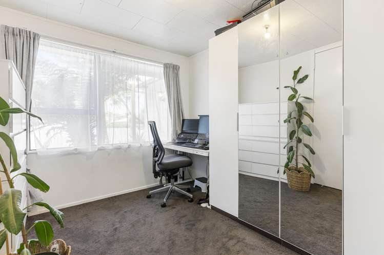 54 Woodglen Road Glen Eden_11