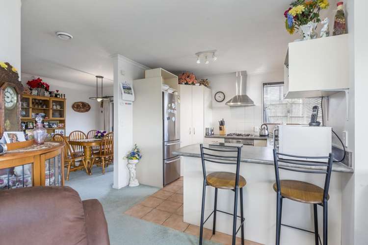 69 Lothian Brae Wattle Downs_6