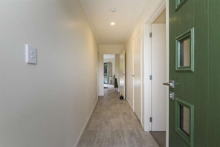 15d Aitken Street Bulls_8