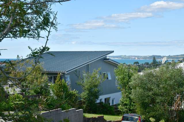 19 Fairway Avenue Red Beach_4