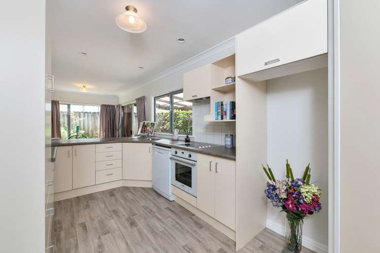 8a Aotea Road Glen Eden_8