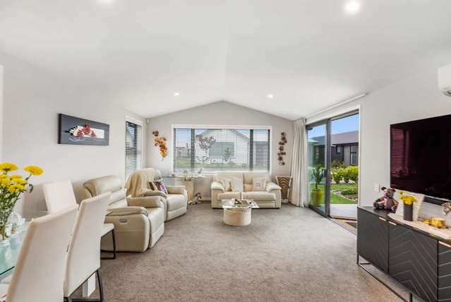 Beautiful Ravenswood Retreat for Over 50’s!