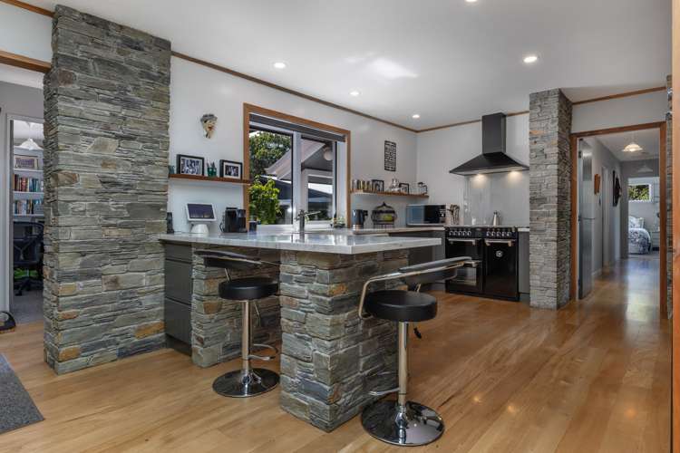 5 Matipo Street Waikanae_12