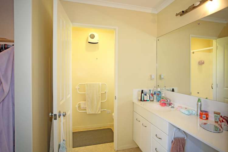 8 Ernest Shackleton Place Waiuku_12