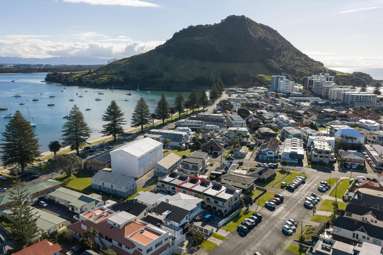 4/8 Victoria Road_1