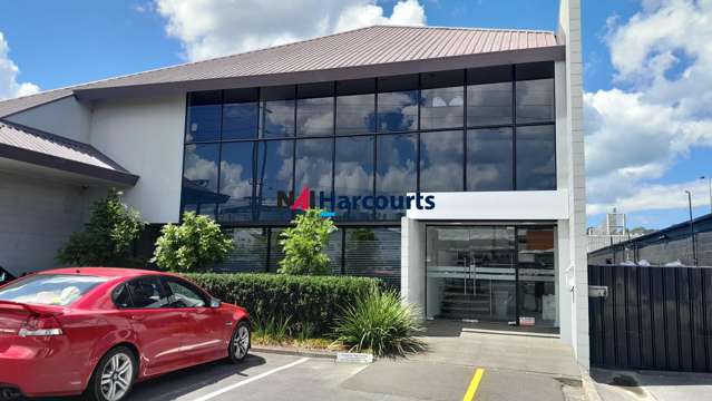 Premium Office Wairau Road