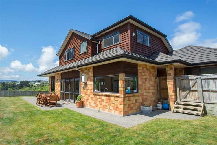 25 Tongariro Drive Aotea_19