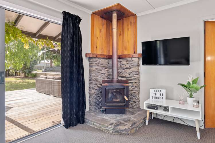 17 Godley Street Twizel_8