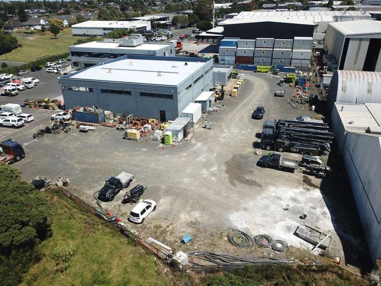 Part of: 15 Rakino Way Mt Wellington_2