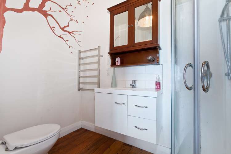 15 Smale Street Point Chevalier_9