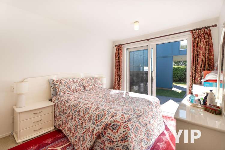 74 Cedarwood Street Woodridge_9