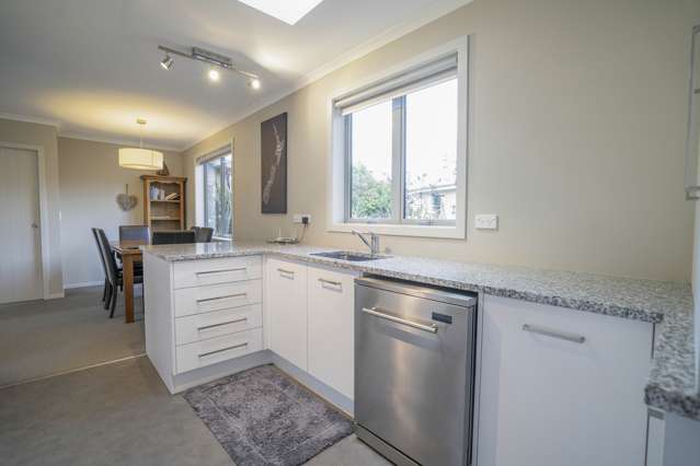 10 Motu-Au Close Manapouri_2