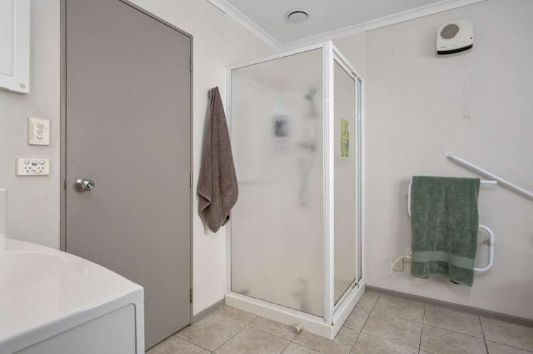 17b Hilltop Road Parkvale_17