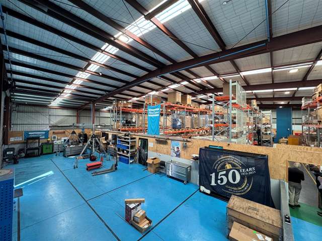 8 George Bourke Drive Mount Wellington_1