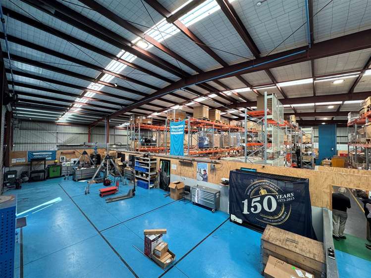 8 George Bourke Drive Mount Wellington_1