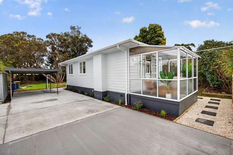 6 Holman Road_2