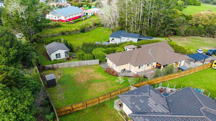 312 Birdwood Road Massey_27