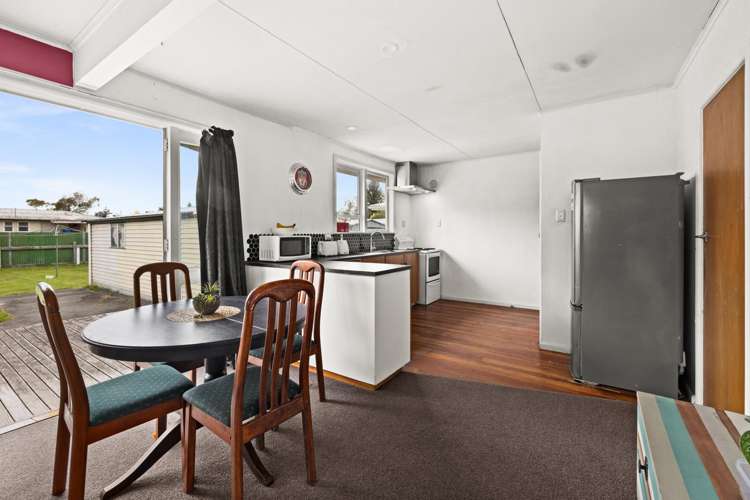 25 Elliott Crescent Havelock North_5