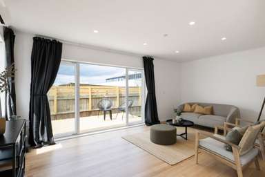 1974 Alexandra Street_3