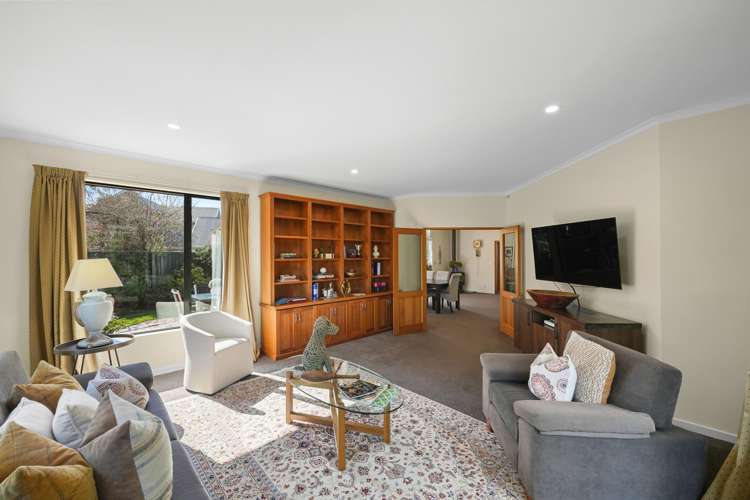 14 Regents Park Drive Casebrook_9