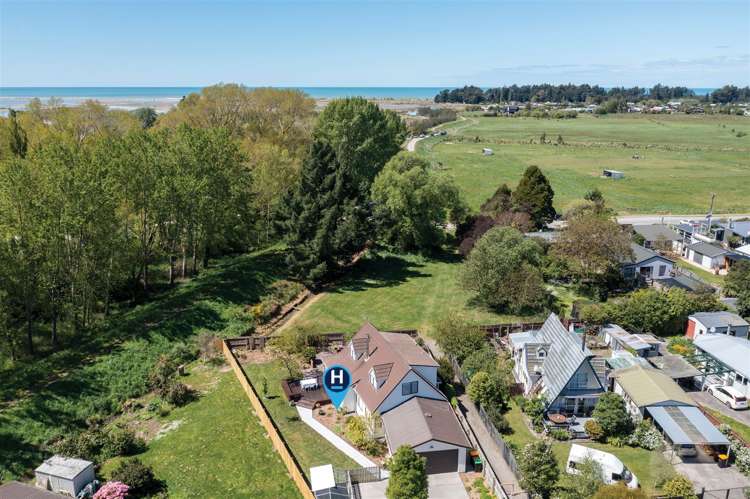 19 Mckenzie Place Waikuku Beach_17