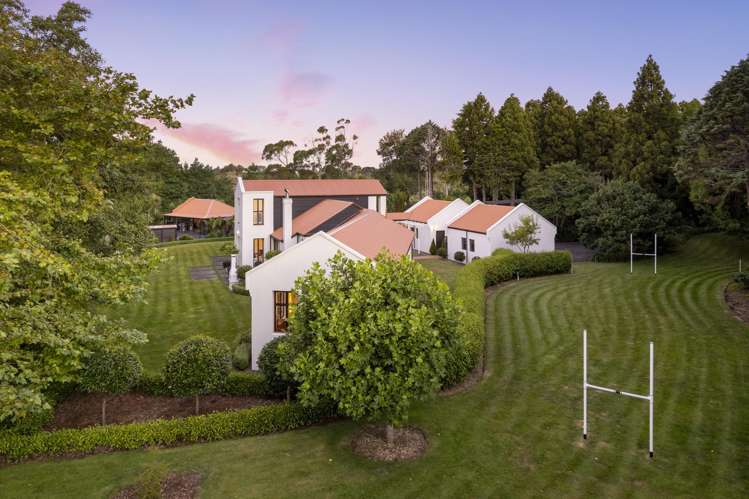 221 Awai Road Tarurutangi_34