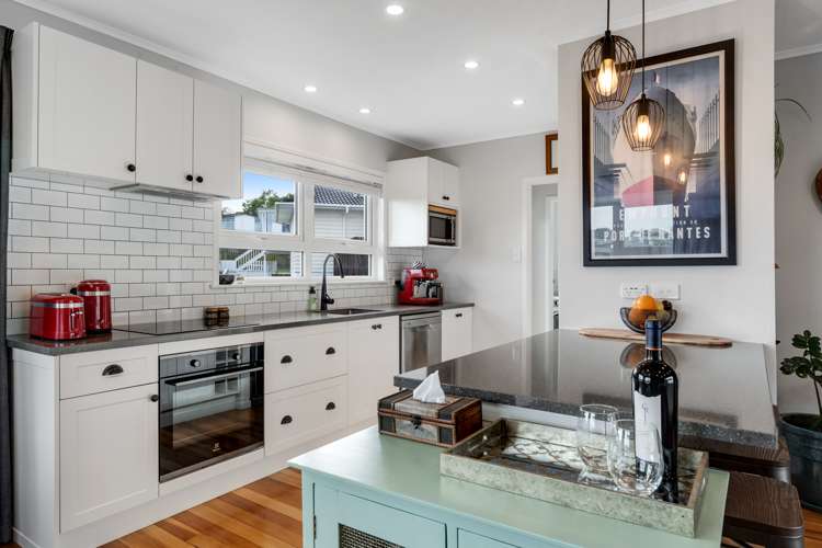 7 Beechdale Crescent Pakuranga Heights_7