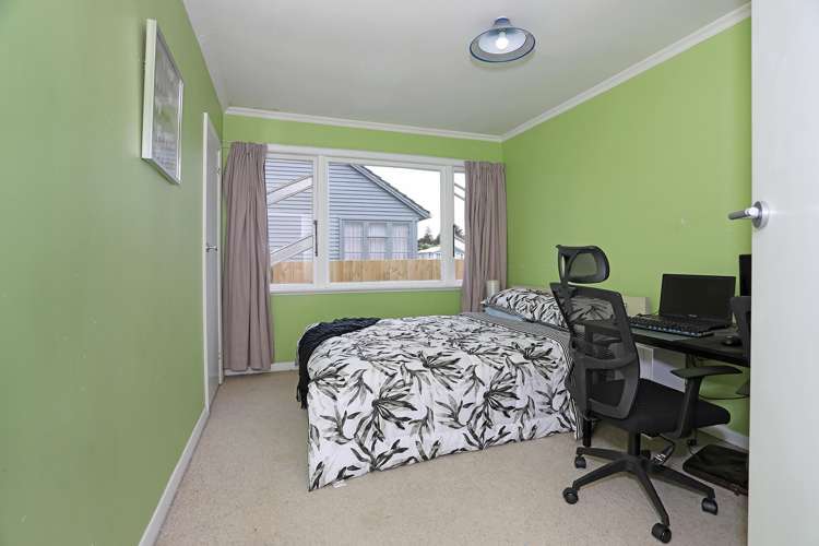 8 Lambert Street Marton_13