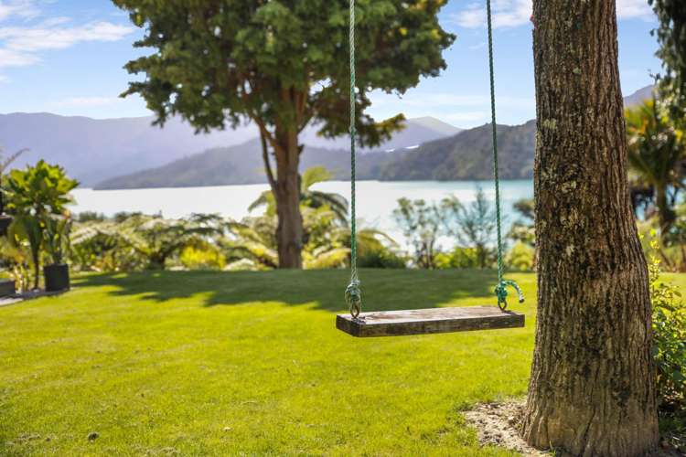 2515 Kenepuru Road Kenepuru Sounds_23