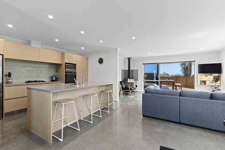 5d Tui Grove Oakura_2