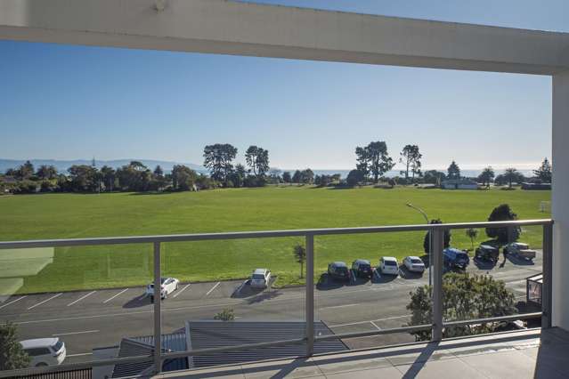 302/33 Beach Road Tahunanui_1
