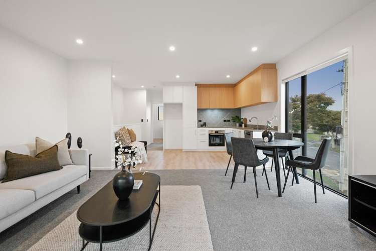 3/3 Vesty Avenue Hillcrest_5