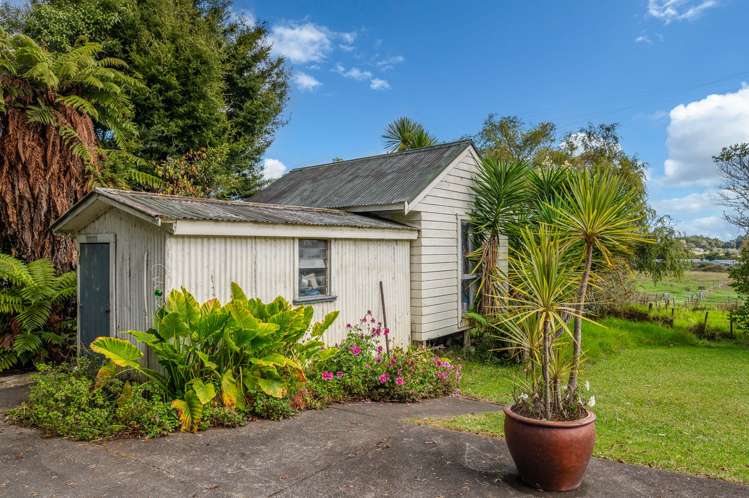 1021 Kahikatea Flat Road Waitoki_11