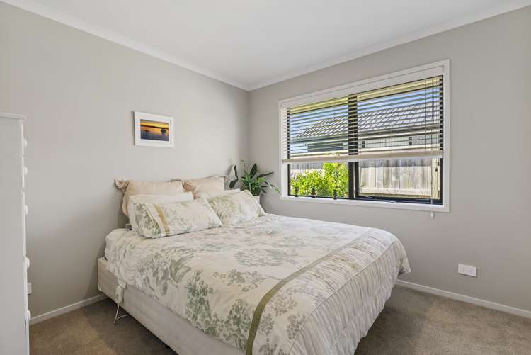 6 Karearea Drive Coastlands_19