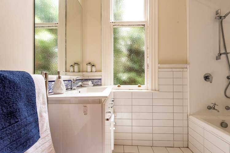 531 Adelaide Road Berhampore_11