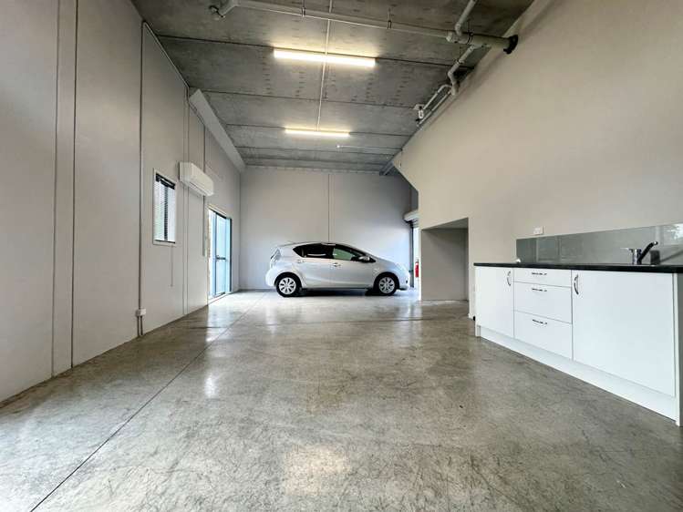 36 Aranui Road Mt Wellington_1