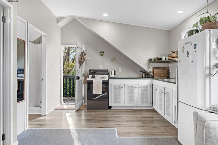 1410 Old North Road Helensville_36