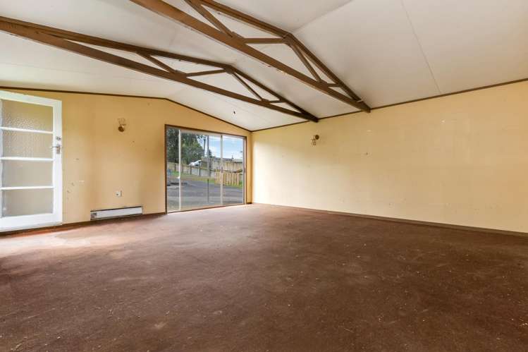 7 Newington Road Henderson_13