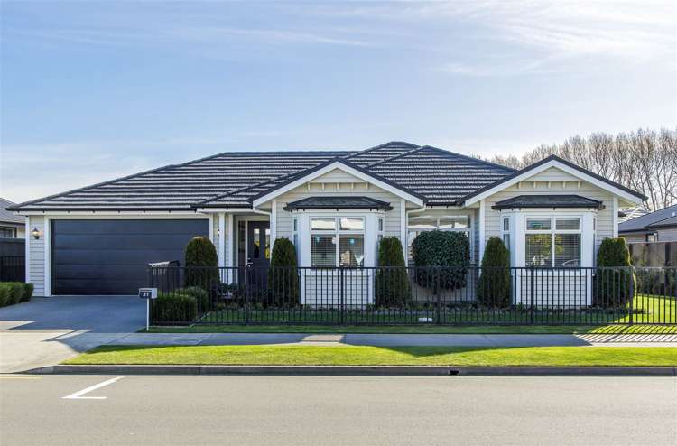 31 Silverstream Boulevard_0