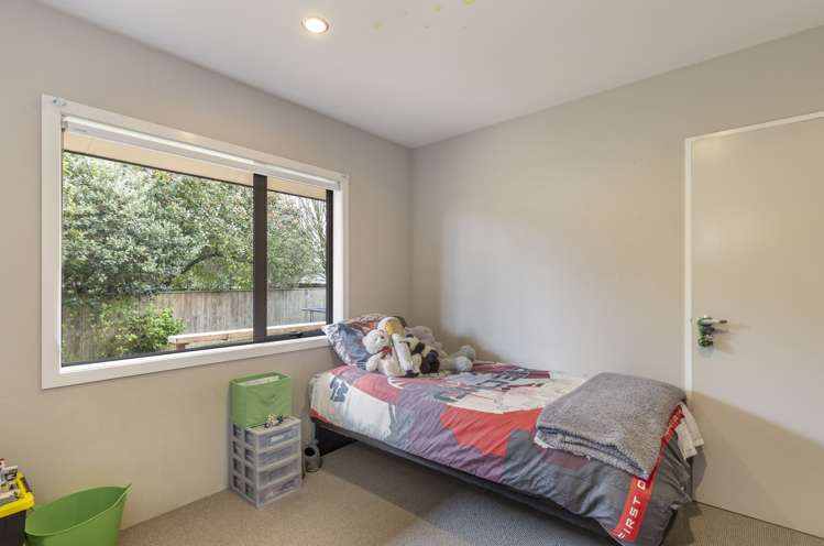 2/12 Glengarry Place Hilltop_13