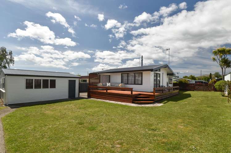 36 Neri Crescent Pomare_13