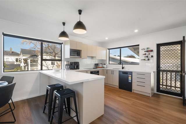 607 Queen Street Thames_2