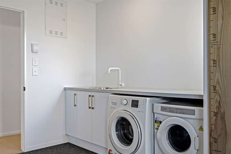 63 Katrine Drive Burwood_23