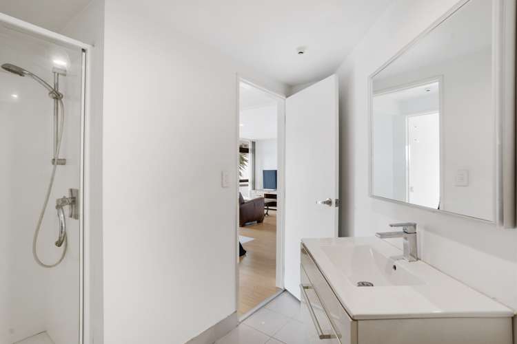 4j/6 Piwakawaka Street Eden Terrace_5