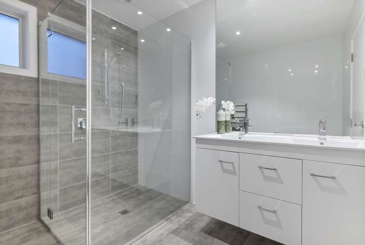 8 Verley Rise East Tamaki Heights_33