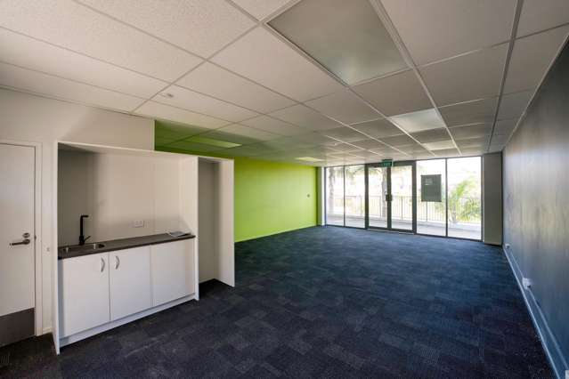 1/17 Link Crescent Stanmore Bay_3