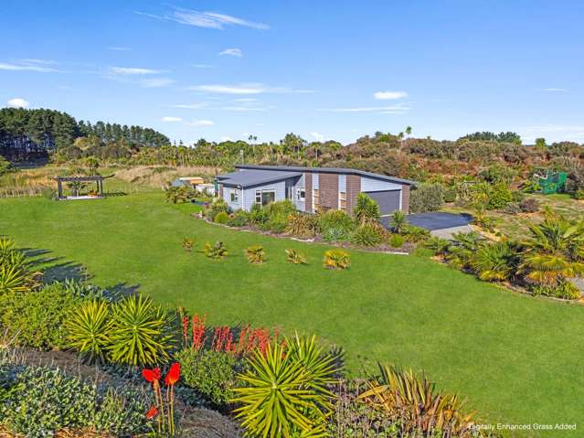 Luxury Lifestyle at Waitarere Beach
