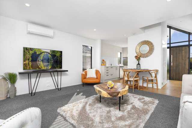 7 Parachute Crescent Papakura_2